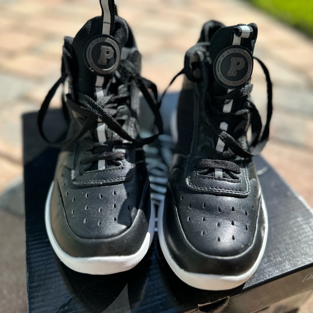 Pastry Dance Shoes - Size 6.5 Ultimate Hip Hop Style - Twimya20